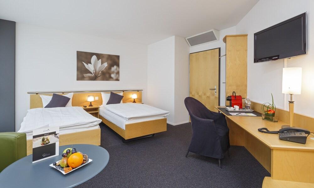 Hotel East End Фрауэнфельд Экстерьер фото